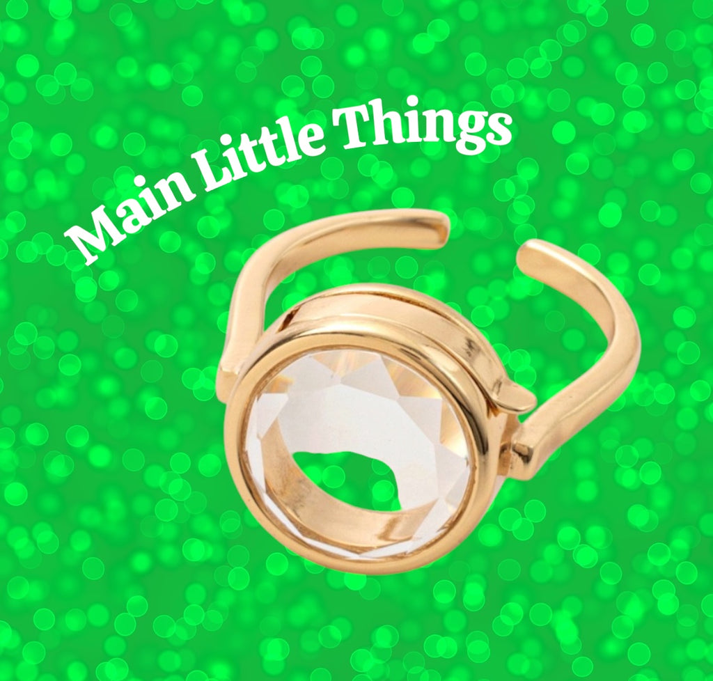 Lockable Glass Charm Pendant Locket necklaces, bracelets and rings